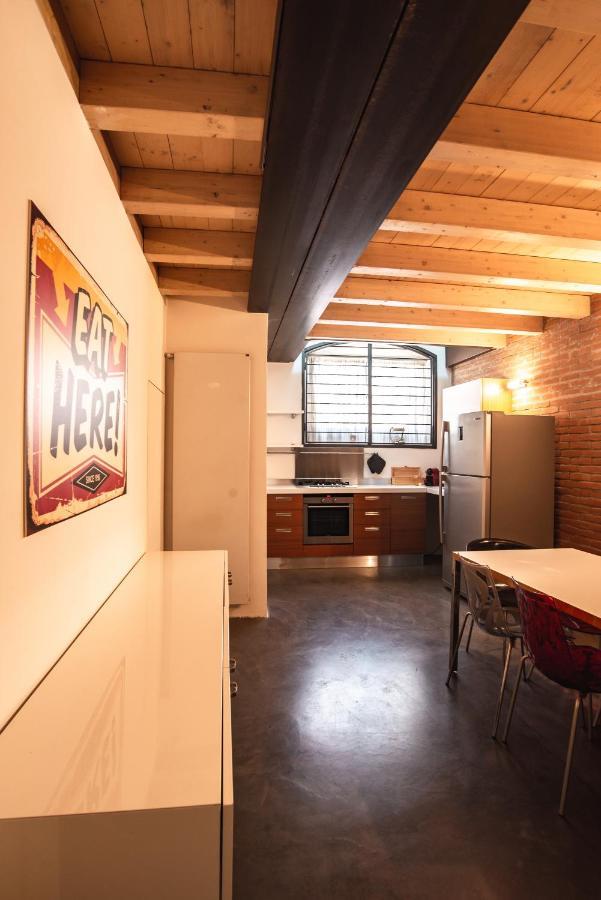 Luxury Industrial Apt Vicino Al Centro Con Garage Brescia Ngoại thất bức ảnh